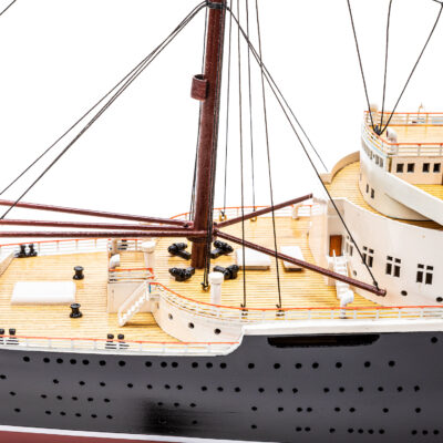 Maquette du Paquebot Liberté · Qualité Exceptionnelle Déjà Montée · Mistral Maquettes