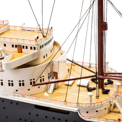 Maquette du Paquebot Liberté · Qualité Exceptionnelle Déjà Montée · Mistral Maquettes