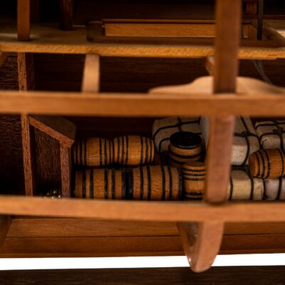 Maquette de Bateau Le Bounty - Déjà Montée - Coupe Longitudinale - Mistral Maquettes