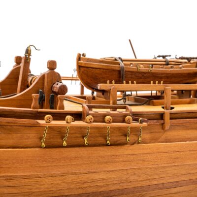 Maquette de Bateau Le Bounty - Déjà Montée - Coupe Longitudinale - Mistral Maquettes