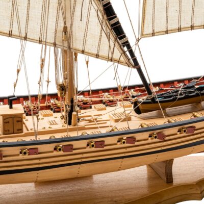 Maquette de Bateau Le Yacht Mary - Déjà Montée - Mistral Maquettes