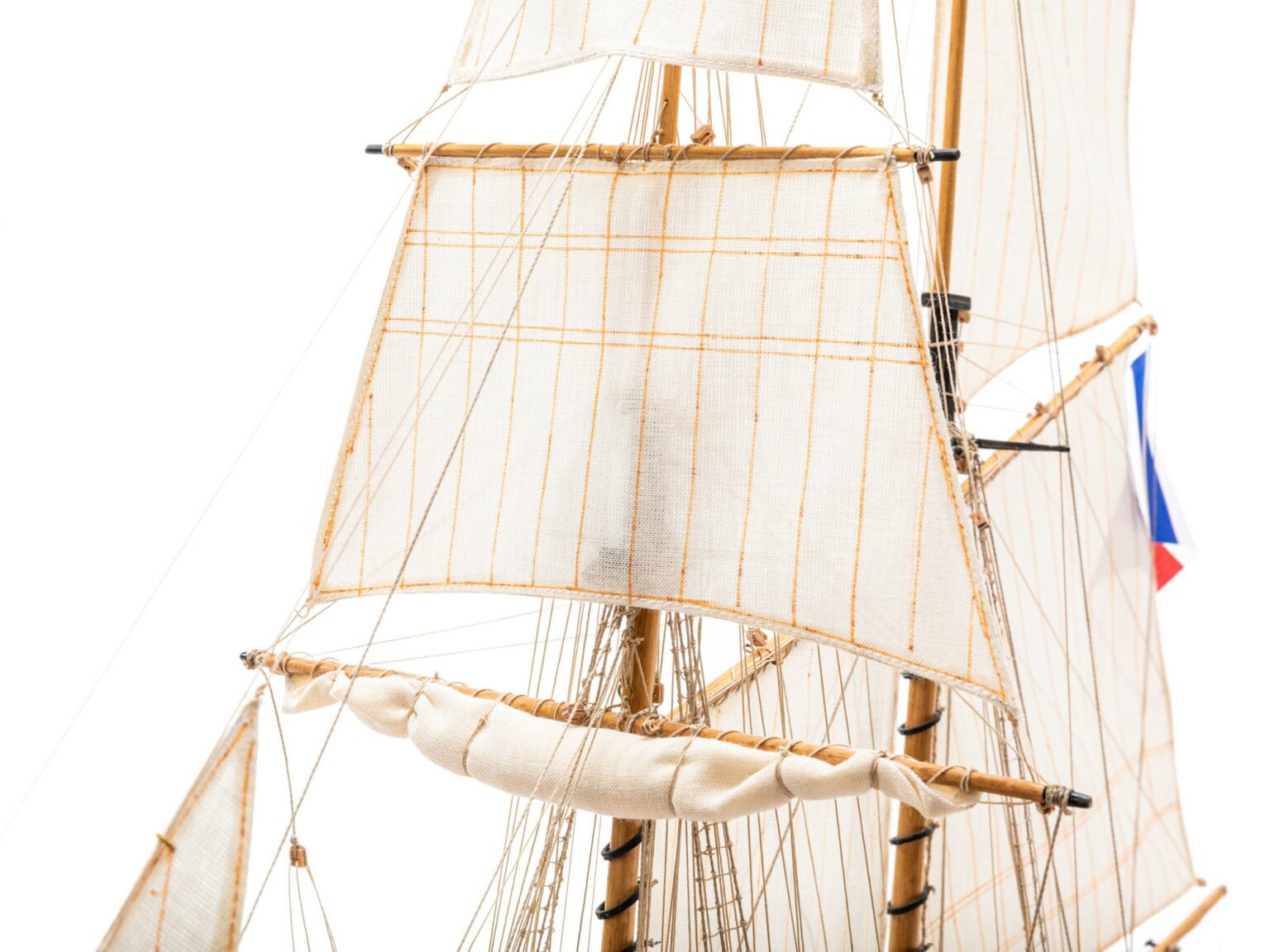 Maquette de la Provençale, Artesania Latina, une gamme complète sur