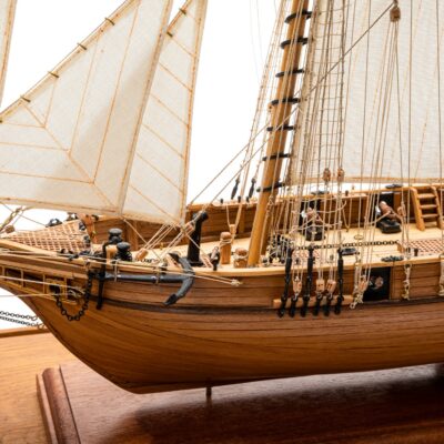 Maquette de Bateau La Toulonnaise - Déjà Montée - Mistral Maquettes