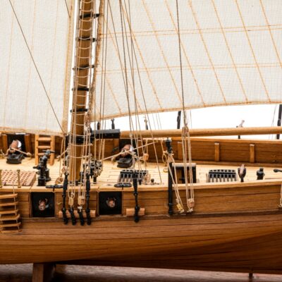 Maquette de Bateau La Toulonnaise - Déjà Montée - Mistral Maquettes