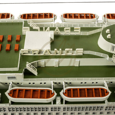 Maquette du France - Célèbre Paquebot Français - Maquette de Bateau en Série Limitée - Mistral Maquettes