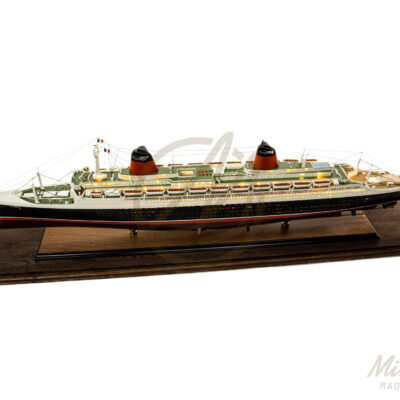 Maquette du France - Célèbre Paquebot Français - Maquette de Bateau en Série Limitée - Mistral Maquettes