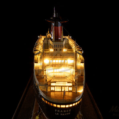 Maquette du France - Célèbre Paquebot Français - Maquette de Bateau en Série Limitée - Mistral Maquettes