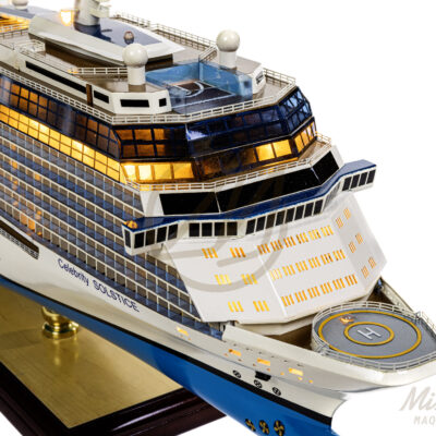 Maquette du Célébrity Solstice en version Éclairée - Paquebot moderne lancé en 2008 - Maquette en bois, Montée, Prête à Exposer