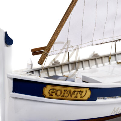Maquette du Pointu avec Voile - Bateau de Pêche de Provence - Maquette en bois, Montée, Prête à Exposer