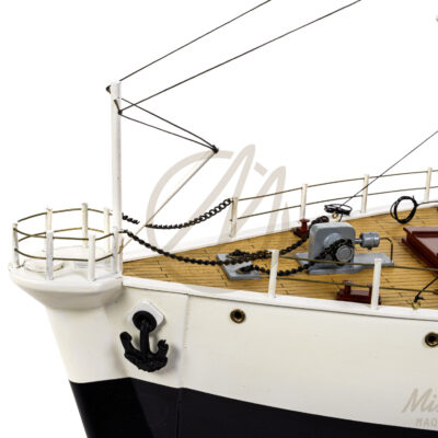 Maquette de la Calypso - Navire d'exploration du Commandant Cousteau - Maquette en bois, Montée, Prête à Exposer