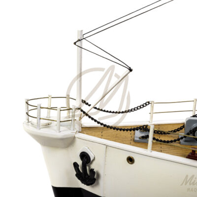 Maquette de la Calypso - Navire d'exploration du Commandant Cousteau - Maquette en bois, Montée, Prête à Exposer