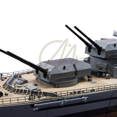 Maquette du Bismarck reproduction fidèle télécommandée zoom sur les tourelles et l’artillerie