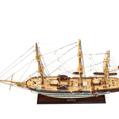 Maquette d'exposition entièrement montée - Mistral Maquettes – Amerigo Vespucci - 90 cm – vue plongeante globale