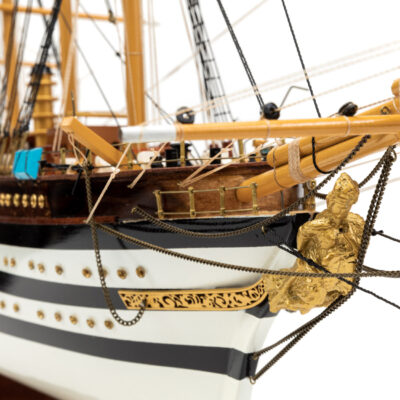 Maquette d'exposition entièrement montée - Mistral Maquettes – Amerigo Vespucci - 90 cm – Figure de proue