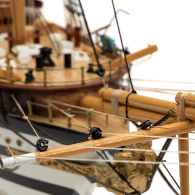 Maquette d'exposition entièrement montée - Mistral Maquettes – Amerigo Vespucci - 90 cm – gros plan beaupré