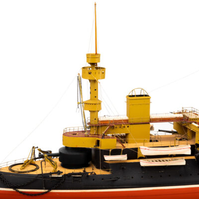 Maquette du Cuirassé Hoche · Exemplaire unique d'Antiquité - Mistral Maquettes