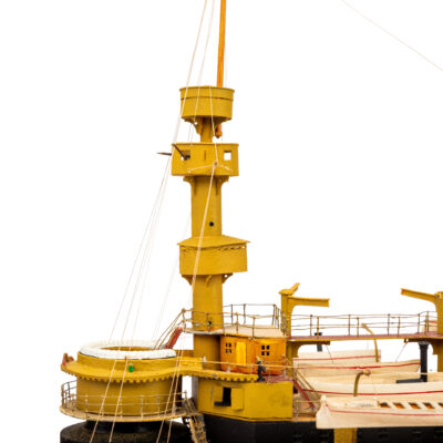 Maquette du Cuirassé Hoche · Exemplaire unique d'Antiquité - Mistral Maquettes