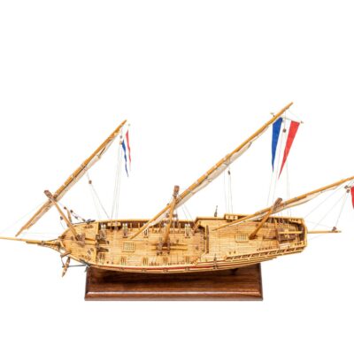 Maquette De Bateau Du Chebec Latin - Déjà Montée - Pièce Unique - Mistral Maquettes De Bateau Du Chebec Latin - Déjà Montée - Pièce Unique - Mistral Maquettes