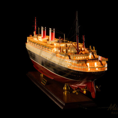 Maquette de l'Ile de France - Version Éclairée - Déjà Montée