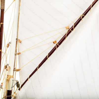 Maquette Marie-Jeanne - Bateau en Bois - Monté - Maquette Haut de Gamme par Mistral Maquettes