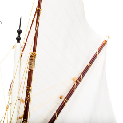 Maquette Marie-Jeanne - Bateau en Bois - Monté - Maquette Haut de Gamme par Mistral Maquettes