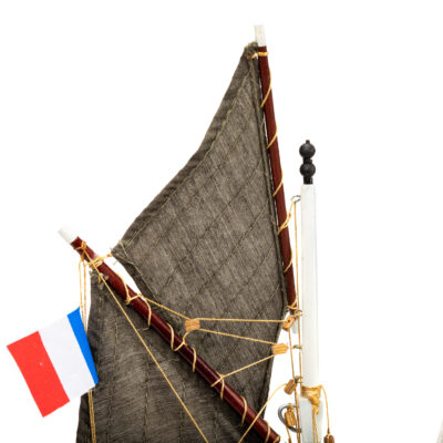 Maquette Marie-Jeanne - Bateau en Bois - Monté - Maquette Haut de Gamme par Mistral Maquettes