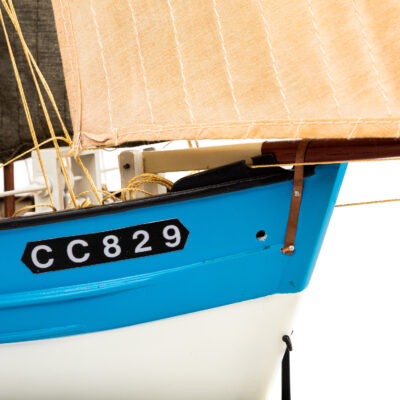 Maquette Marie-Jeanne - Bateau en Bois - Monté - Maquette Haut de Gamme par Mistral Maquettes