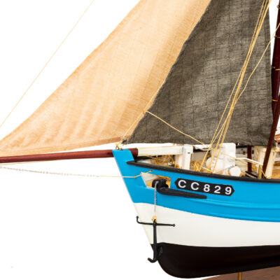 Maquette Marie-Jeanne - Bateau en Bois - Monté - Maquette Haut de Gamme par Mistral Maquettes