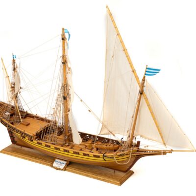 Maquette De Bateau Du Chebec Misticque - Déjà Montée - Pièce Unique - Mistral Maquettes De Bateau Du Chebec Latin - Déjà Montée - Pièce Unique - Mistral Maquettes