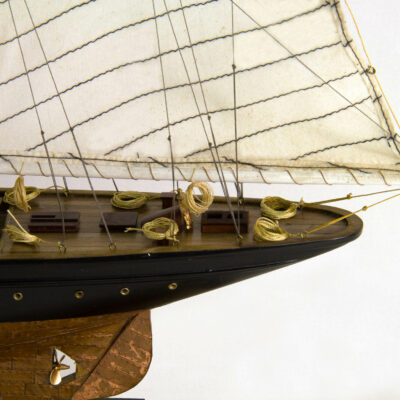 Maquette d'exposition entièrement montée – Mistral Maquettes - Atlantic - 78 cm - Vue latérale babord arrière