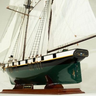 Maquette d'exposition entièrement montée –Mistral Maquettes - La Recouvrance - 80 cm - vue bâbord poupe