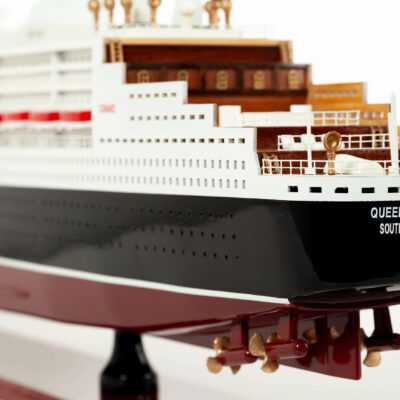 Maquette d'exposition entièrement montée – Mistral Maquettes - Queen Marie II - 100 cm - vue poupe
