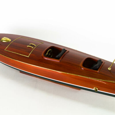 Maquette d'exposition entièrement montée – Mistral Maquettes - Zipper - 77 cm - vue plongeante bâbord