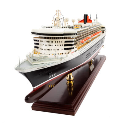 Maquette de paquebot Le Titanic sur Moinat SA - Antiquités décoration