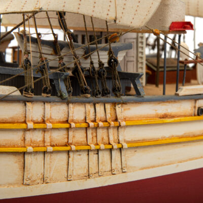 Maquette de Bateau Le Pourquoi Pas - Maquette de Collection - Mistral Maquettes