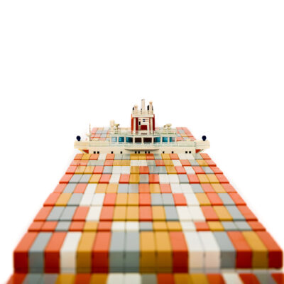 Maquette du Porte-Conteneur Colombo Express · Armé par Hapag-Lloyd · Maquette haut de gamme en bois déjà montée · Maquette de bateau décorative d'exposition · Mistral Maquettes