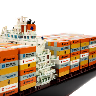 Maquette du Porte-Conteneur Colombo Express · Armé par Hapag-Lloyd · Maquette haut de gamme en bois déjà montée · Maquette de bateau décorative d'exposition · Mistral Maquettes