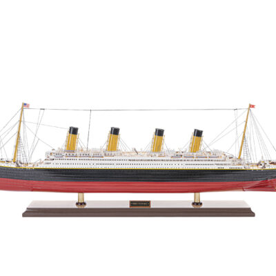 Maquette géante du bateau paquebot Titanic