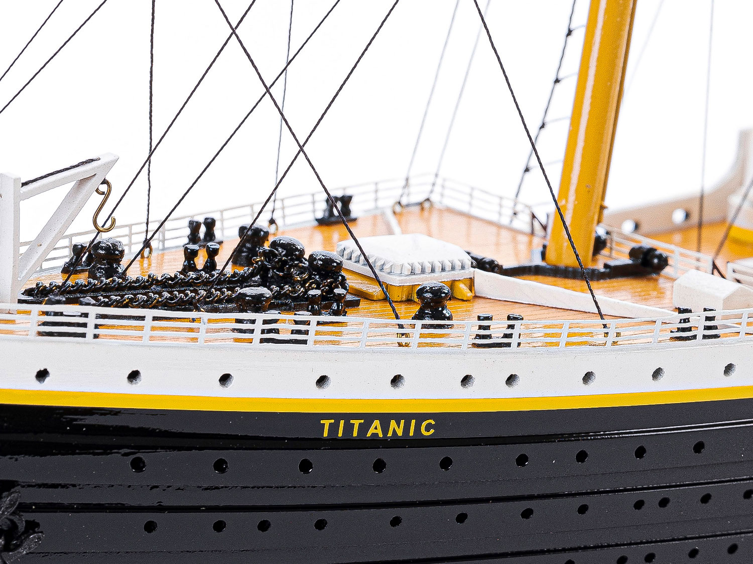 Maquette géante du bateau paquebot Titanic