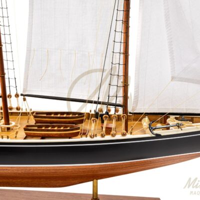 Le Bluneose - Maquette de Bateau Déjà Montée - Maquette de Bateau Haut de Gamme - Mistral Maquettes