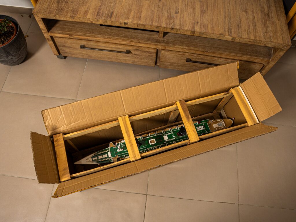 Colis Mistral Maquettes - Emballage soigné & résistant.