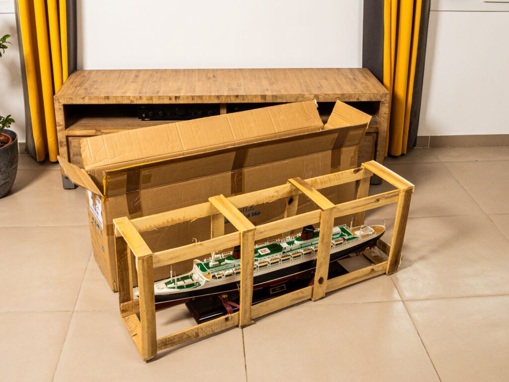 Colis Mistral Maquettes - Emballage soigné & résistant.