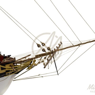 Maquette de La Confiance, Série Limitée de qualité Musée, détail du beaupré, du gréement et de l’avant du pont.