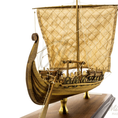 Maquette d'un Drakkar Viking - Montée - Mistral Maquettes