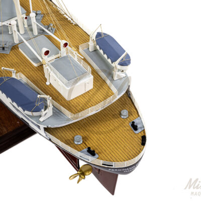 Maquette du Ferdinand de Lesseps - Paquebot en Bois - Prêt à Exposer - Série Limitée - Détail du Pont