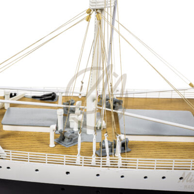 Maquette du Ferdinand de Lesseps - Paquebot en Bois - Prêt à Exposer - Série Limitée - Détail du Pont