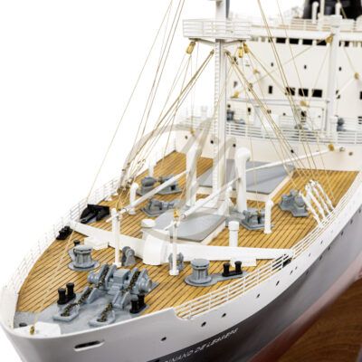 Maquette du Ferdinand de Lesseps - Paquebot en Bois - Prêt à Exposer - Série Limitée - Détail du Pont