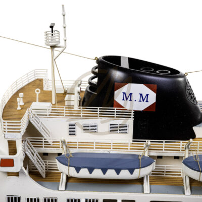 Maquette du Ferdinand de Lesseps - Paquebot en Bois - Prêt à Exposer - Série Limitée - Cheminée