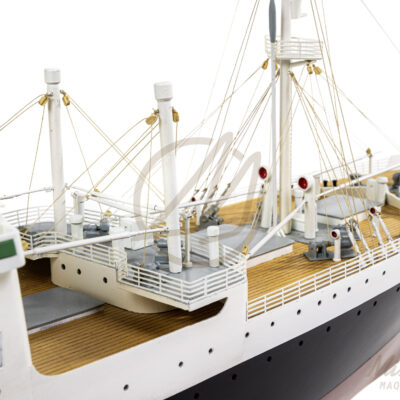 Maquette du Ferdinand de Lesseps - Paquebot en Bois - Prêt à Exposer - Série Limitée - Détail du Pont