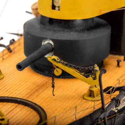 Maquette du Cuirassé Hoche · Exemplaire unique d'Antiquité - Mistral Maquettes